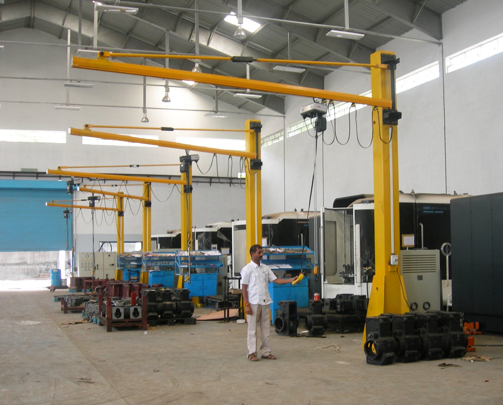 chalukkya-engineers-crane-manufacturer-in-dharwad